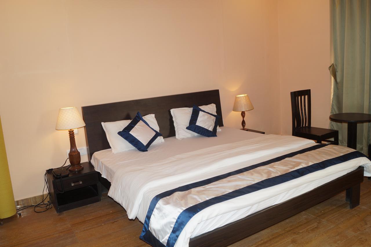 Mamra Suites Goa アンジュナ エクステリア 写真